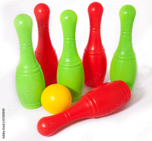 Bowling colorful skittles