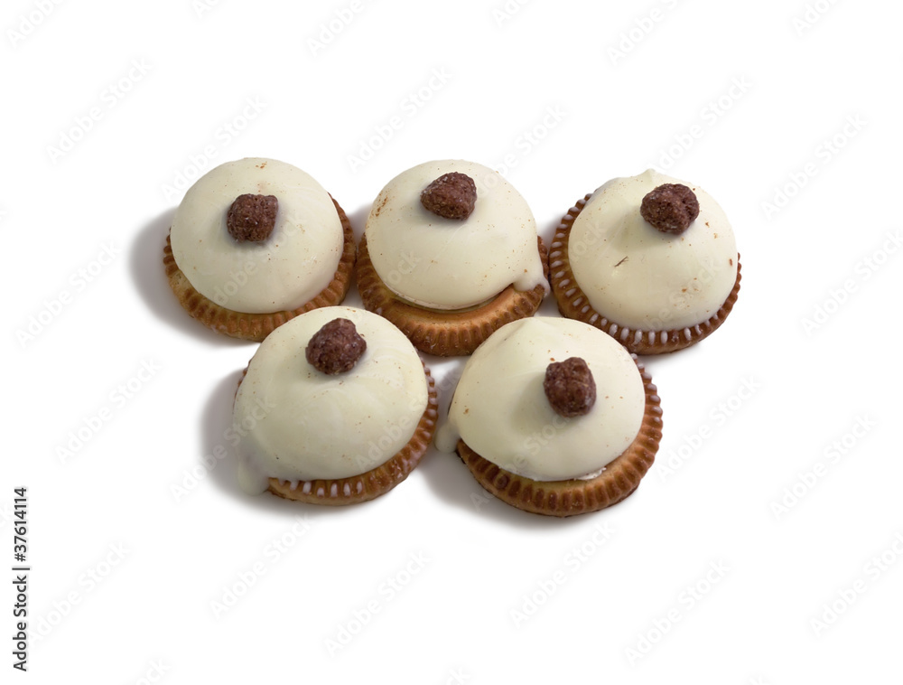 cookies covered with a spherical shape with white chocolate cookies covered with a spherical shape with white chocolate