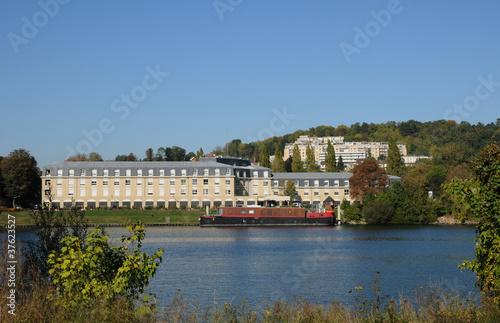 la Seine entre Meulan et Les Mureaux photo