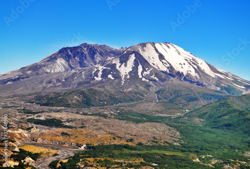 A beautiful View of Mount Saint Helens