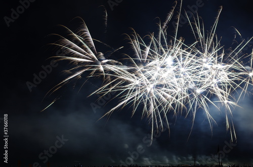 scie luminose di notte 2