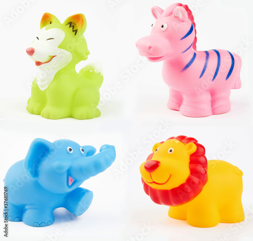 plastic bath toys