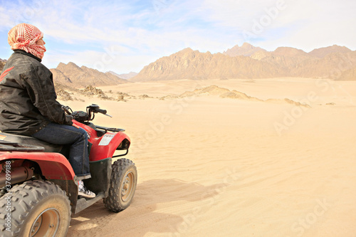 Quad-Tour in Wüste