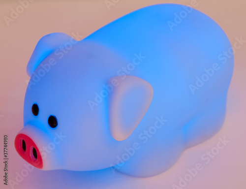фотографія veilleuse cochon phosphorescent