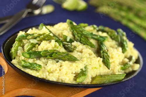 Green asparagus risotto (Selective Focus)