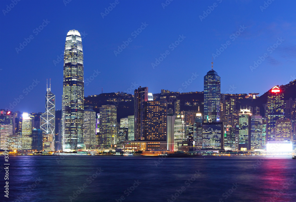 Fototapeta premium Hong Kong skyline at night