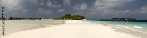 Maldivian Island © forcdan