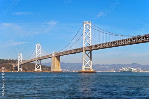 Suspension Oakland Bay Bridge in San Francisco to Yerba Buena © Vacclav
