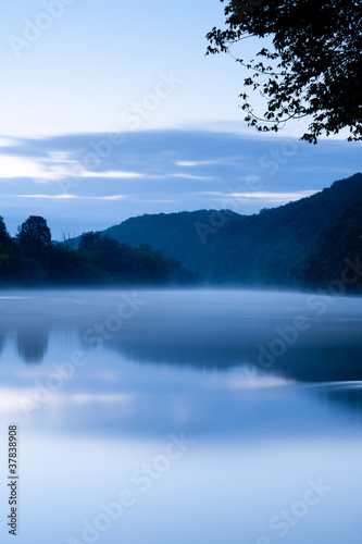 The Dordogne river at dawn