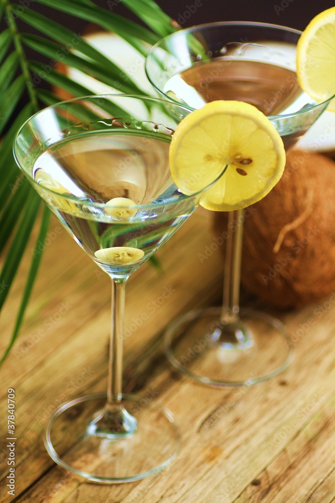 Cocktails mit Oliven