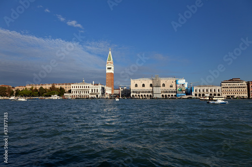 piazza san marco Venice (san marco square © liquid studios