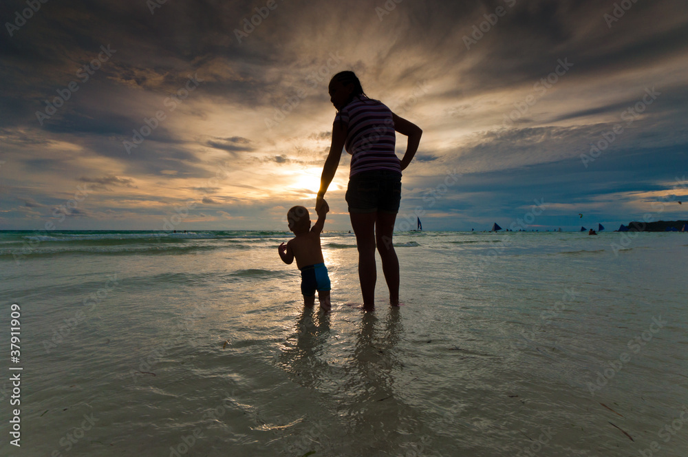 Fototapeta premium mother and baby