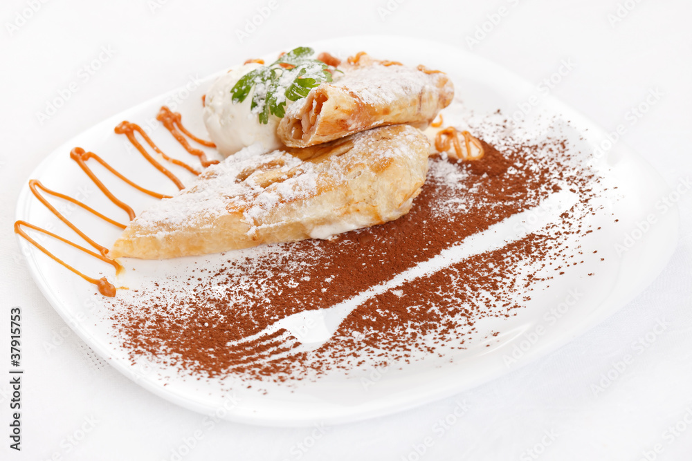 strudel with apples strudel with apples