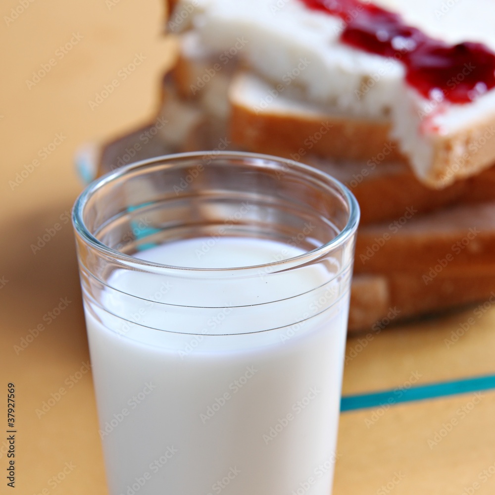 verre de lait verre de lait