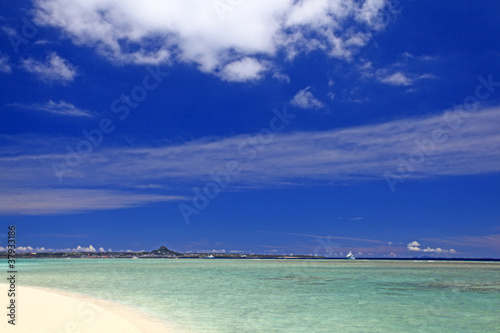 水納島の美しい風景
