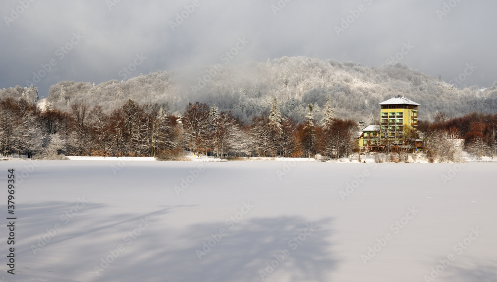 lake Pocuvadlo in winter, Slovakia