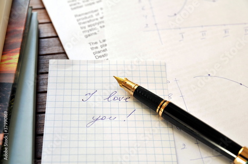 Fountain-pen with note 