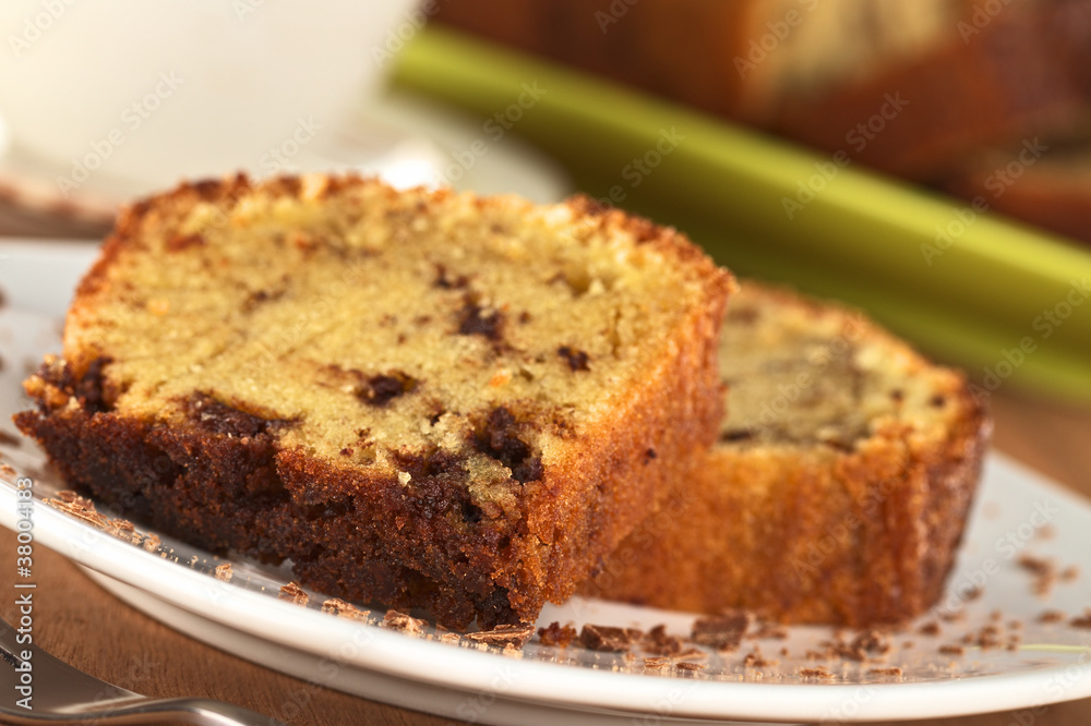 Fresh homemade slices of pound cake with chocolate