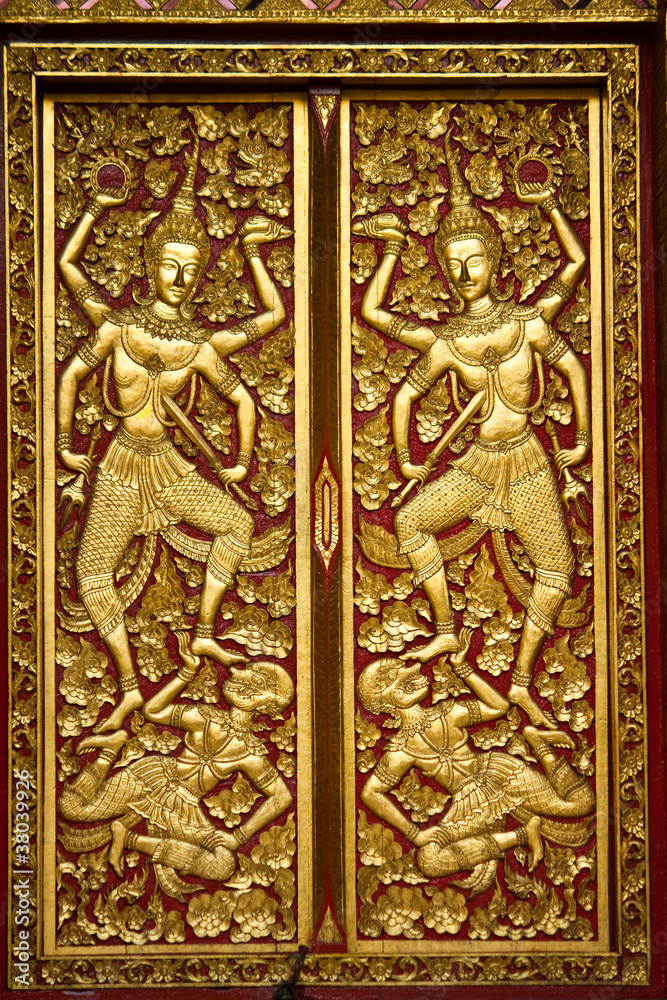 Thai's art on the door