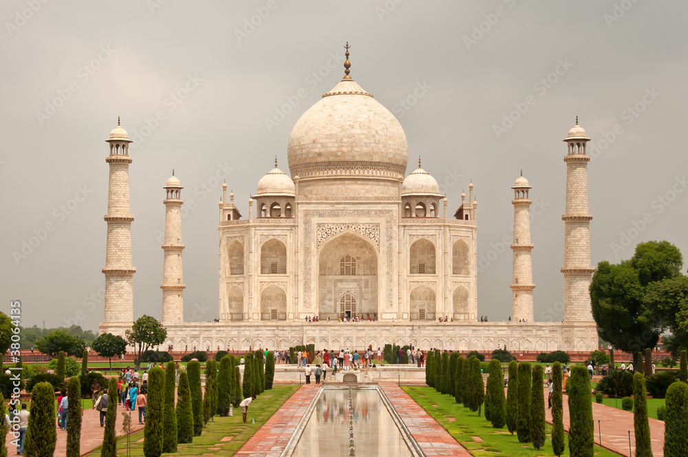 Taj Mahal horizontal view, Agra, India