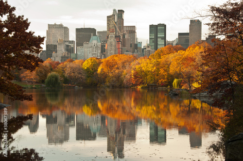 Canvas Print Fall dawn in Central Park, New York City