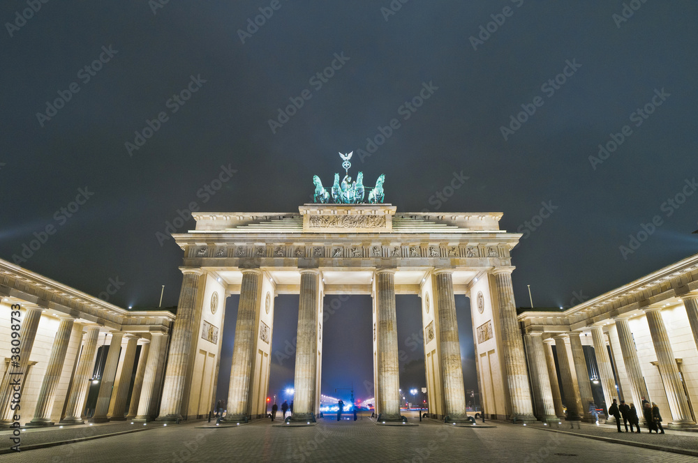 Fototapeta premium The Brandenburger Tor at Berlin, Germany