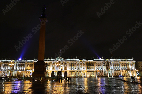 The Palace Square in St.Petersburg at night