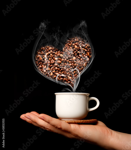 Caffè caldo con cuore