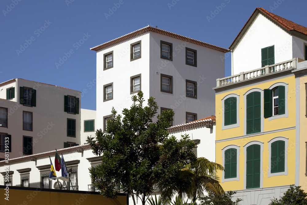 Fototapeta premium Buildings in Funchal, Madeira, Portugal