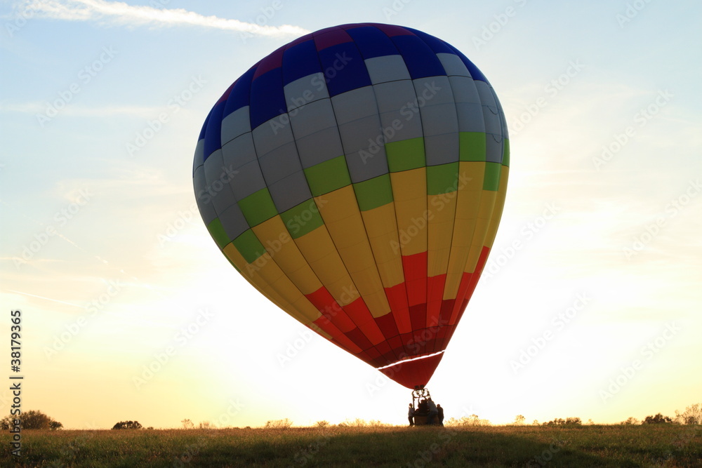Obraz premium Hot Air Balloon landing