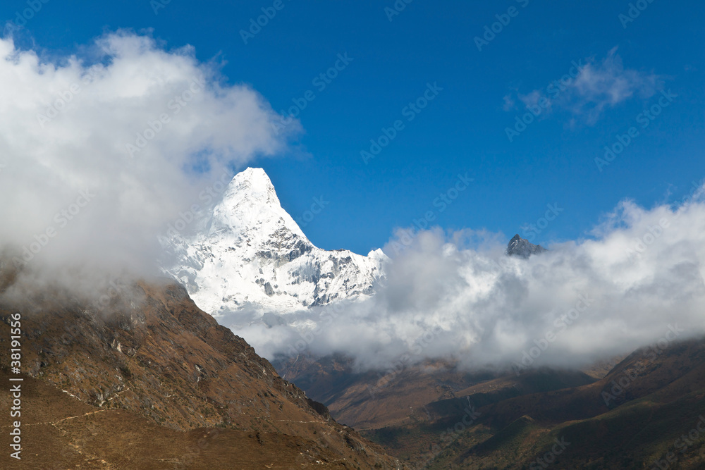 Himalayas landscape, Mount Ama Dablam