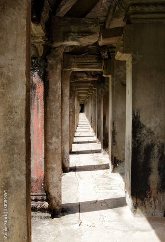 Colonnade at Angkor Wat, photo