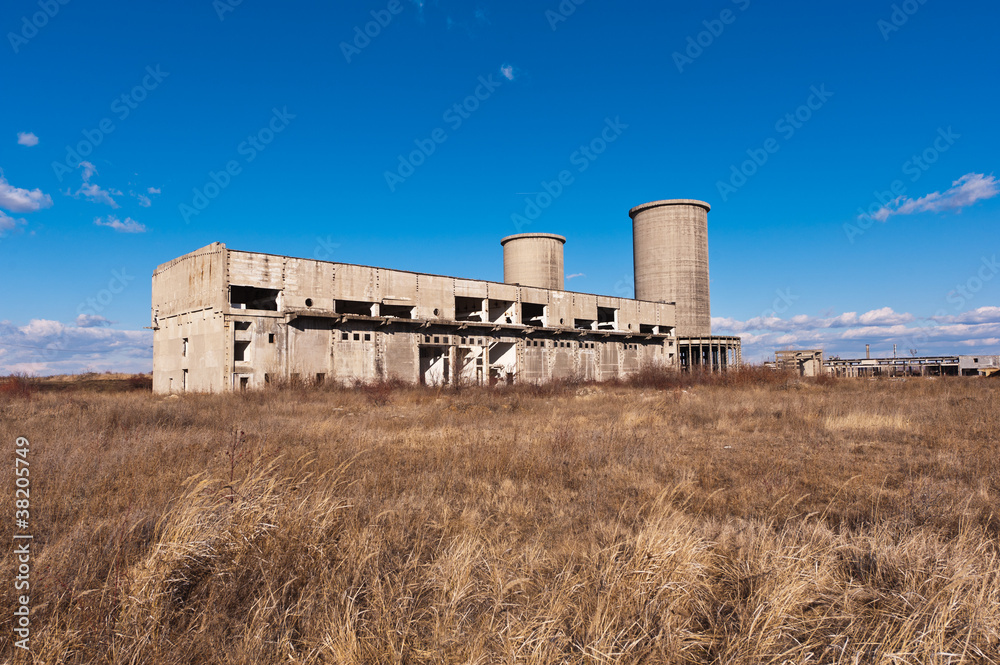 Building of an industrial complex in degradation Building of an industrial complex in degradation