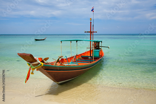 A Long Tail Boat