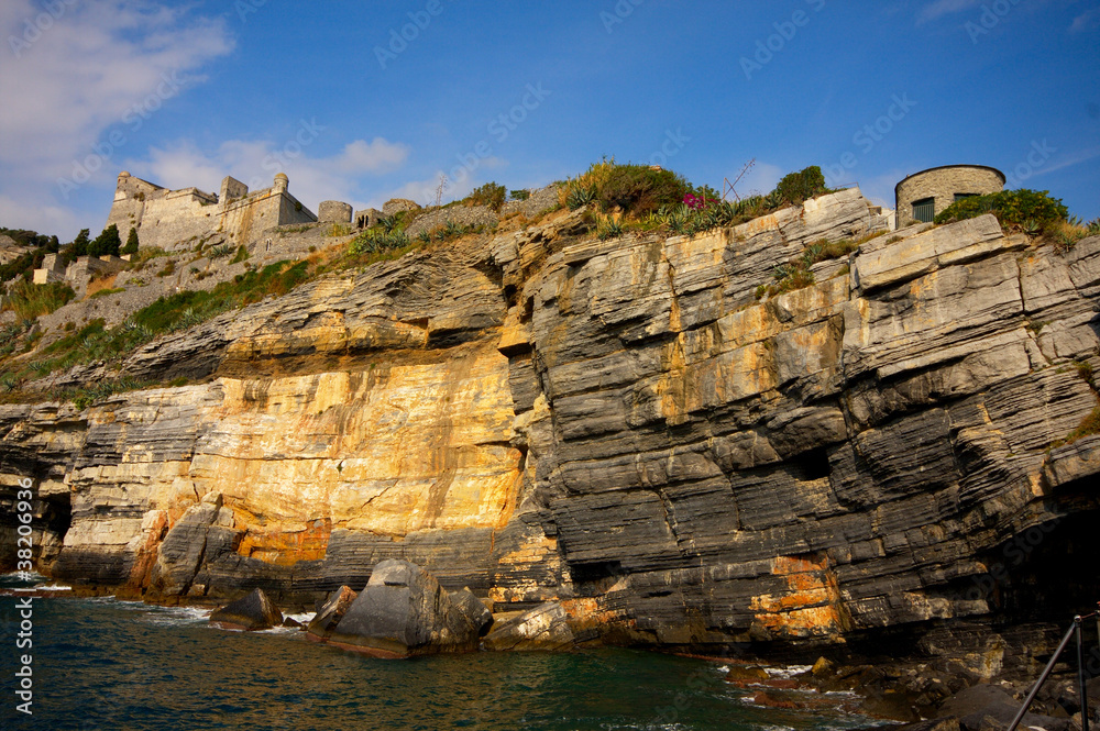 Castello sul mare