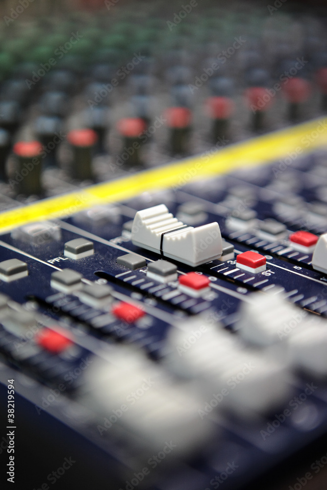 Sound mixer Sound mixer