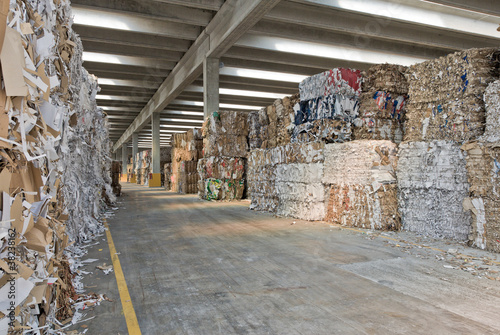 Recycling of waste paper