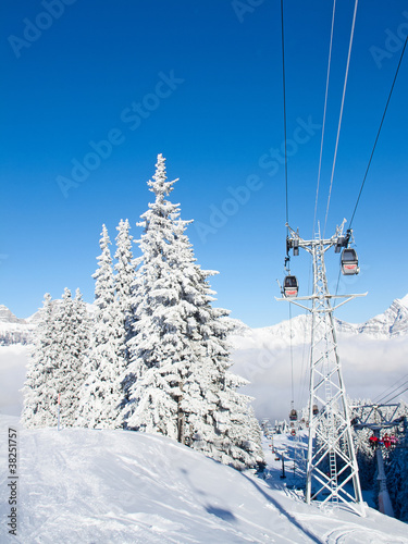 Winter in alps © swisshippo