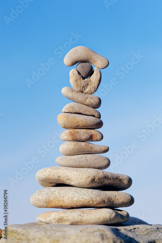 Equilibration of Stones