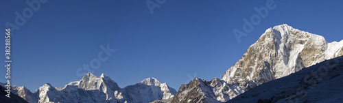 himalaya mountain range sagarmatha np photo
