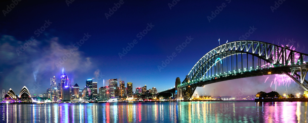 Sydney Harbour NYE Fireworks Panorama - obrazy, fototapety, plakaty 