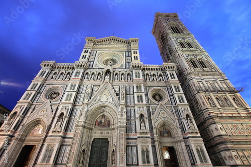 Santa Maria del Fiore in Florence by night