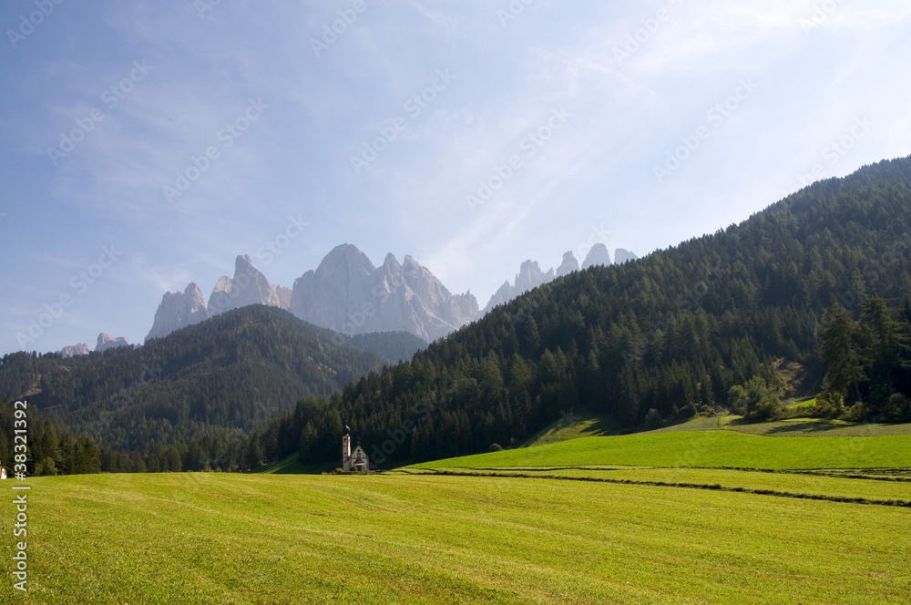 St. Johann - Ranui - Villnößtal - Dolomiten - Alpen St. Johann - Ranui - Villnößtal - Dolomiten - Alpen