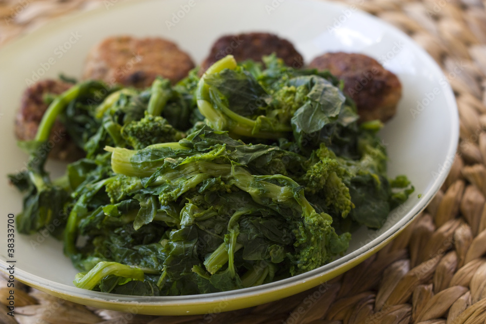 Polpette e broccoli Polpette e broccoli