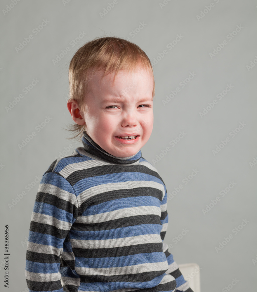 little boy crying little boy crying