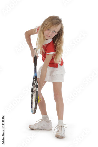 fillette blonde en tenue de tennis © mariesacha