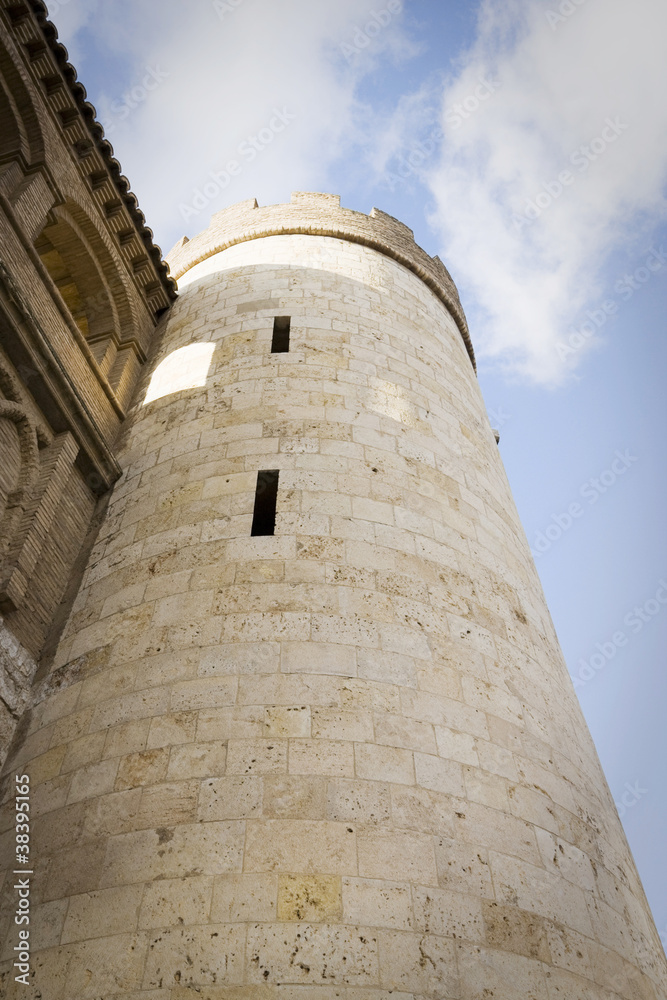 torre dell'aljaferia, castello a saragozza torre dell'aljaferia, castello a saragozza