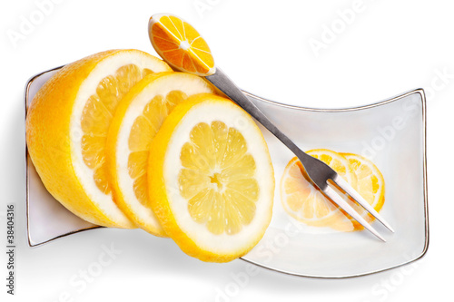 Slices of lemon