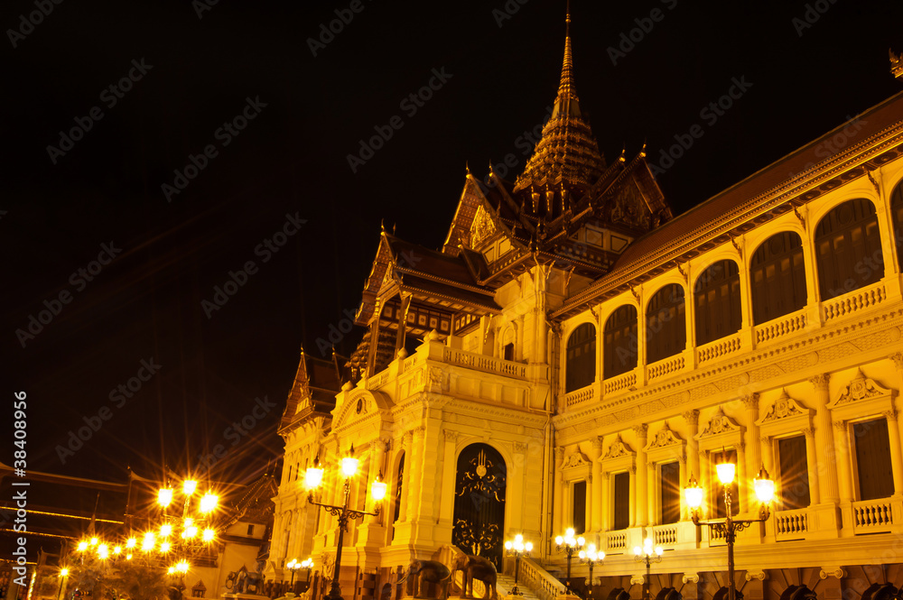 Palace in Bangkok (Phra Kaew Temple) , at night