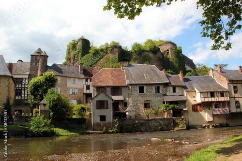 Ségur-le-Château. photo